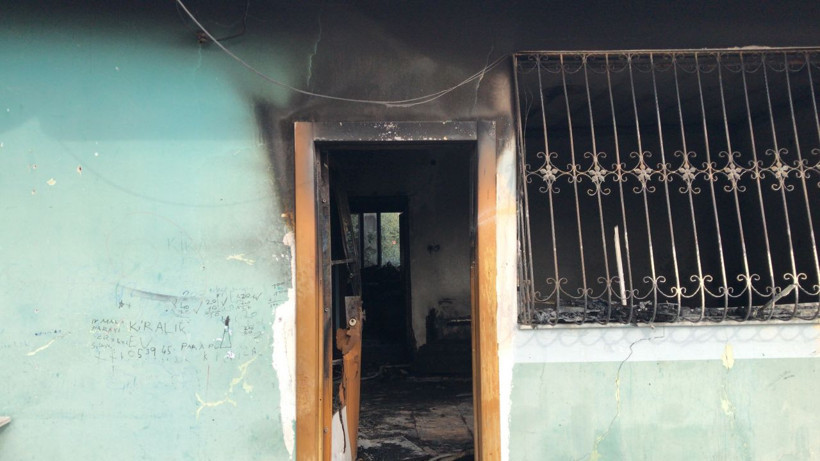 Yangında anne, baba ve kardeşi ölen yaralı çocuk da hayatını kaybetti - Resim: 2