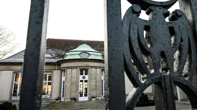 Almanya'da Türkler için hain toplantı! Hitler ruhu hortladı! Zengin faşistlerin gizemli villası ifşa oldu... - Resim: 1