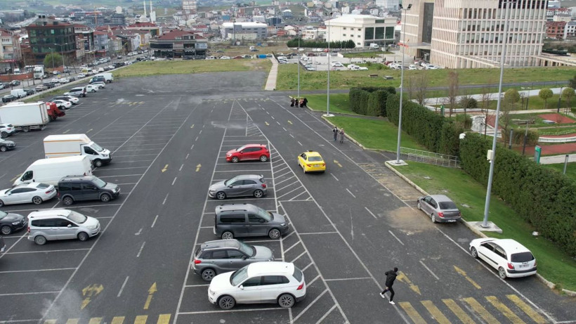 Taksiye ödediği paralar fazla gelince taksi şoförü oldu başına gelenleri anlattı - Resim: 2