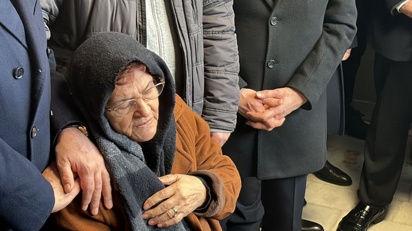  Kilise saldırısında ölen Tuncer Murat Cihan Cemevi'nden son yolculuğuna uğurlandı! Annenin feryatları yürek yaktı - Resim: 3