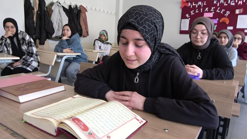 Sude Nur’un ana dili işaret dili oldu - Resim: 2