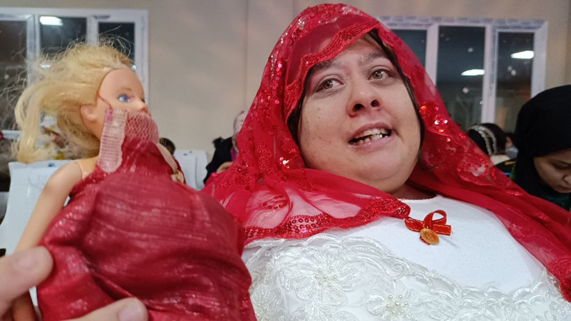 Zihinsel engelli genç kızın gelinlik hayali gerçek oldu - Resim: 3