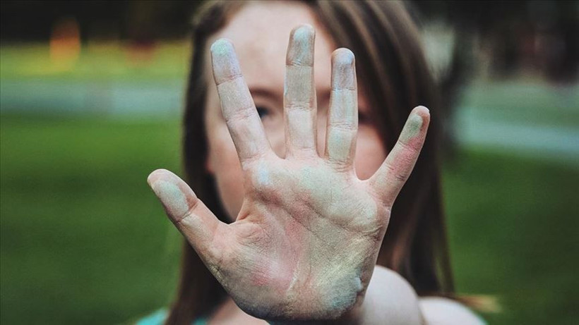 Güzellik merkezi sahibi Hande otel odasında dehşeti yaşadı! Arkadaşı bornozu çıkarıp tecavüz etmeye çalıştı - Resim: 3
