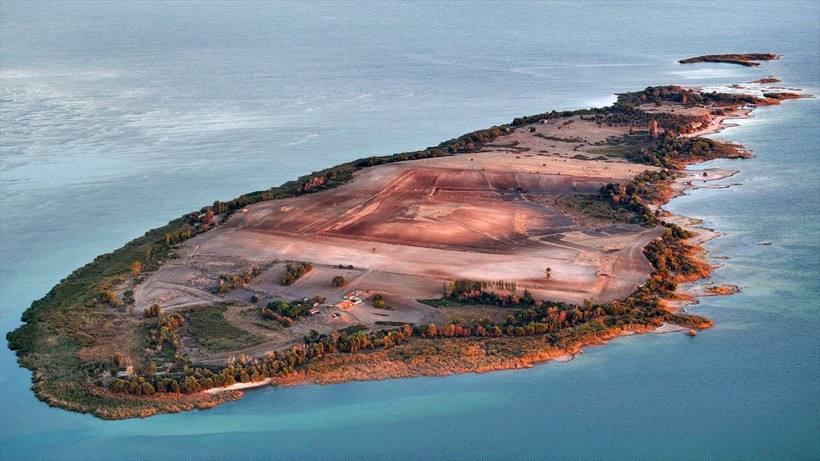Konya'da satılığa çıkarılan ada yeni sahibini arıyor! Metrekare fiyatı... - Resim: 3