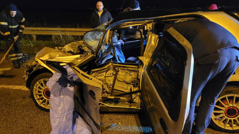 Genç Anıl otomobiliyle tıra çarparak öldü! Arkadaşını telefonla arayıp demiş ki... - Resim: 1