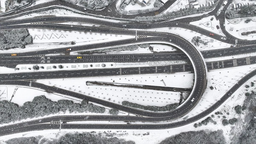 İstanbul'da yoğun kar yağışı! 9 ilçede okullar tatil edildi, İstanbul Valiliği'nden açıklama - Resim: 3