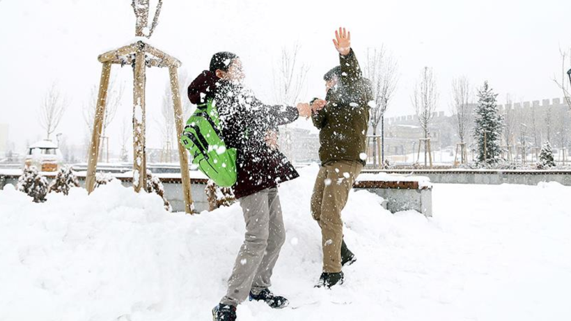Kar yağışı eğitimi durdurdu! Tatil haberleri peş peşe geldi - Resim: 2