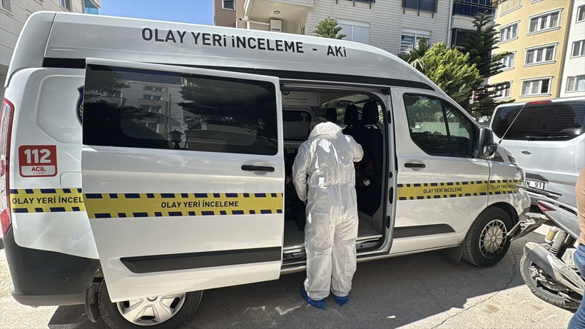 Antalya'da dehşet! Tartıştığı babasını bıçaklayarak öldürdü - Resim: 2