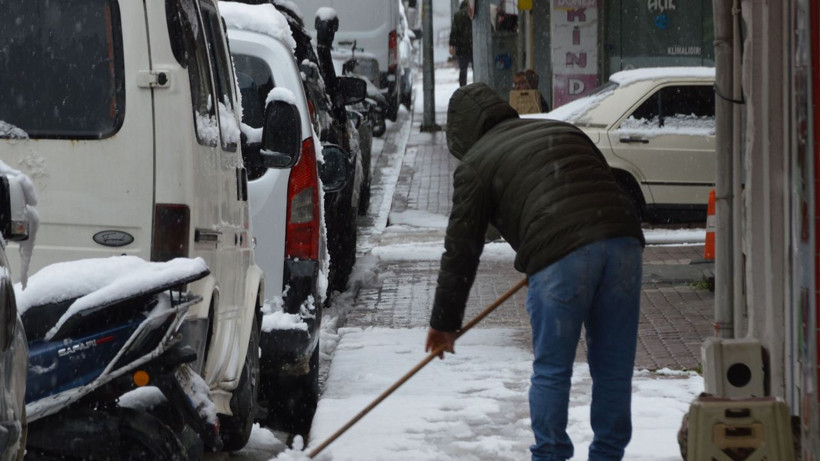 Baharı 10 gün daha unutun! Kar bastıracak MGM 12 ili sıraladı - Resim: 1