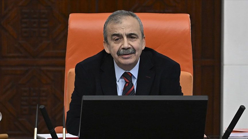 Sezen Aksu ile ilgili bomba iddia! Sırrı Süreyya Önder'in vefatından sonra ne yaptığı ortaya çıktı - Resim: 1