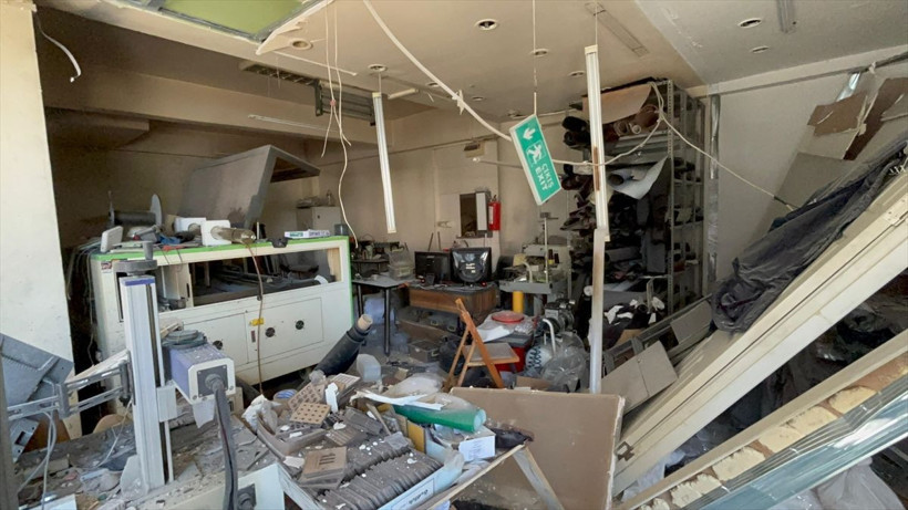 Güngören'de patlama oldu! Görüntülere bakın sanki deprem olmuş gibi - Resim: 2