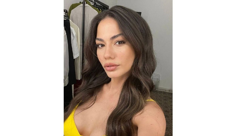 Demet Özdemir'den ses getiren kareler! Renkli pozlarına yorum yağdı... - Resim: 1