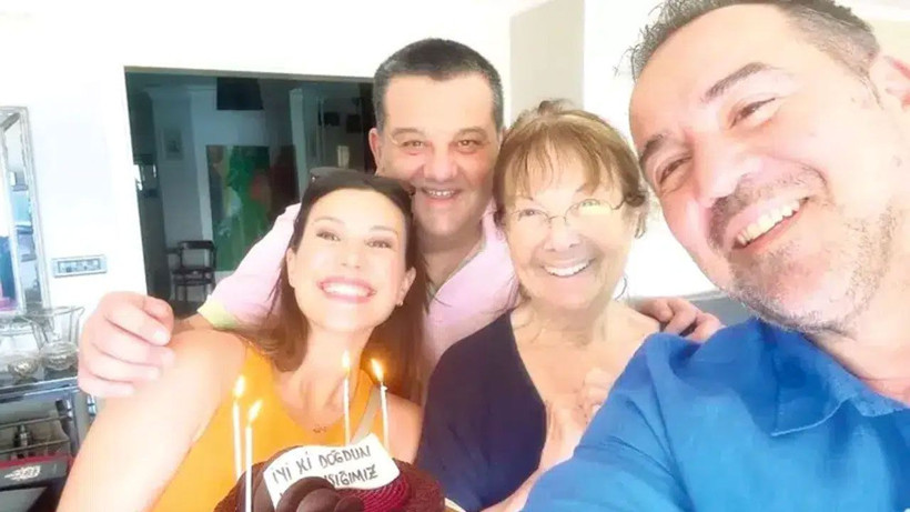 Ata Demirer aşık oldu sevgilisi Dilara Alemdar kimdir? 1 yıldır gizlediği sevgilisi... - Resim: 2