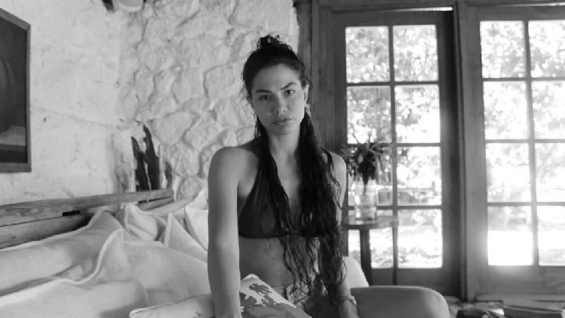 Güzel oyuncu Demet Özdemir tatilden paylaştı! "Yorgunluk çıkarıyor" yorumları yapıldı... - Resim: 1