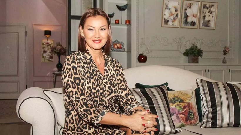 Pınar Altuğ itiraf etti! "Her şey o ilk öpücükle başladı, millete kalsa çoktan ayrılmıştık!" - Resim: 3