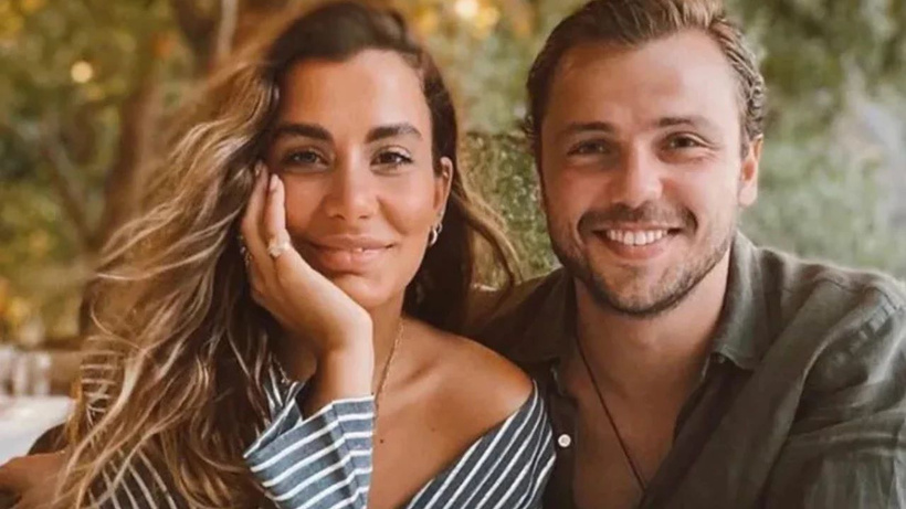 Tolga Sarıtaş ve Zeynep Mayruk tatilde! Doğum çok yakın... - Resim: 4