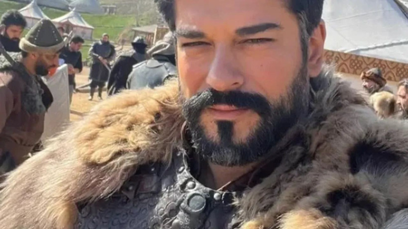 Sosyal medya bunu konuşuyor! Burak Özçivit davete katıldı, iddia edilen ücret dudak uçuklattı - Resim: 1