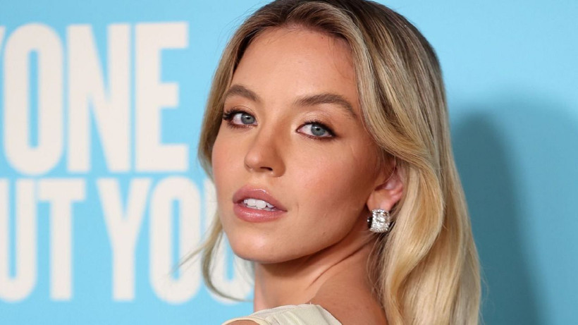 Sydney Sweeney'in başı belada! Dünyaca ünlü futbolculardan mesaj yağıyor... - Resim: 1