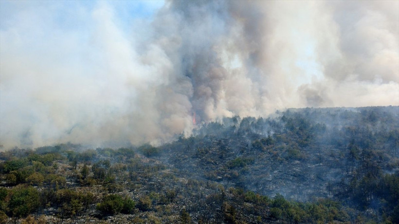 Karabük'te başlayan yangın Kastamonu'ya ulaştı! İkinci bir yangın daha çıktı, durum çok fena - Resim: 1