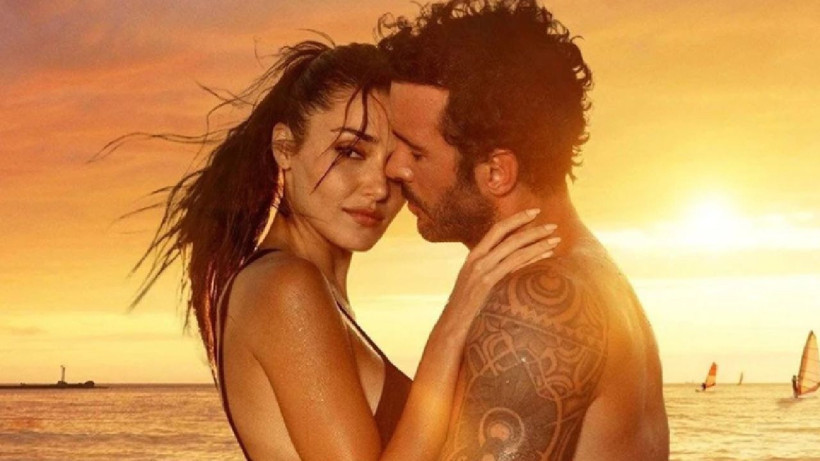 Ayrılık acısı çeken Hande Erçel'in yeni dizisinden düğün kareleri yayınlandı! Barış Arduç'lu kadro şahane - Resim: 1