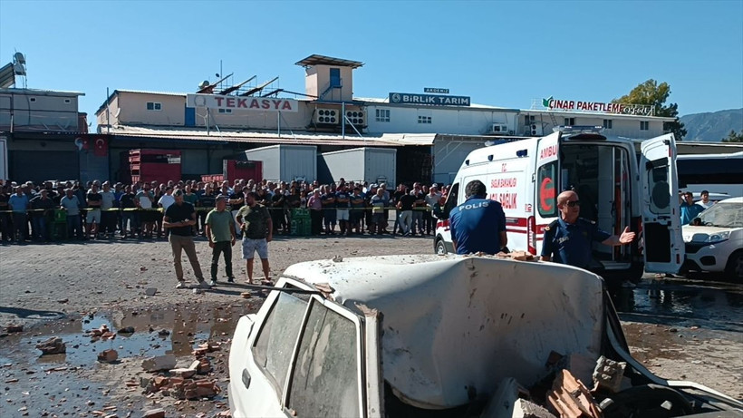 Antalya'da toptancı halinde patlama! Ölü ve yaralılar var - Resim: 2