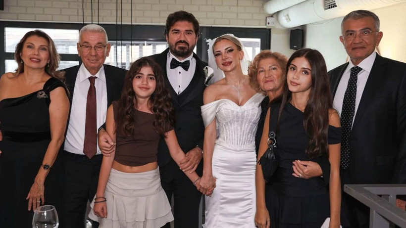 Rasim Ozan Kütahyalı evlendi yeni eşi Pınar Ayaz kimdir? Herkes yaşını ve işini... - Resim: 4