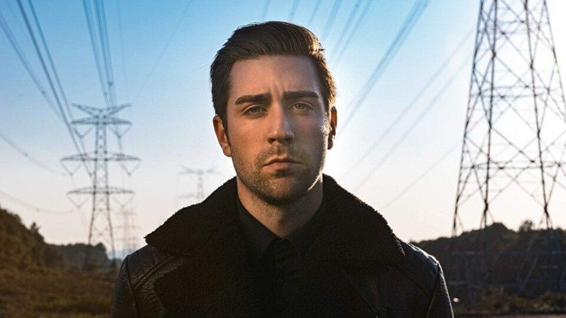 Bornozlu pozu olay yaratmıştı! Çağlar Ertuğrul o paylaşım hakkında konuştu - Resim: 3