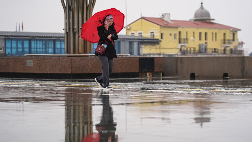 Sıcak ve soğuk çarpıştı hava altüst oldu! İstanbul Bursa dahil 15 ilde sıradışı bir olay var! - Resim: 1