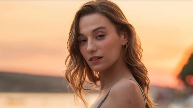 Sümeyye Aydoğan sevgilisi Atakan Hoşgören ile galada görüntülendi! - Resim: 4