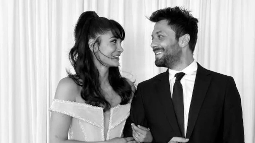 Sitare Akbaş'tan romantik mesaj! Aşk kokuyor... - Resim: 4