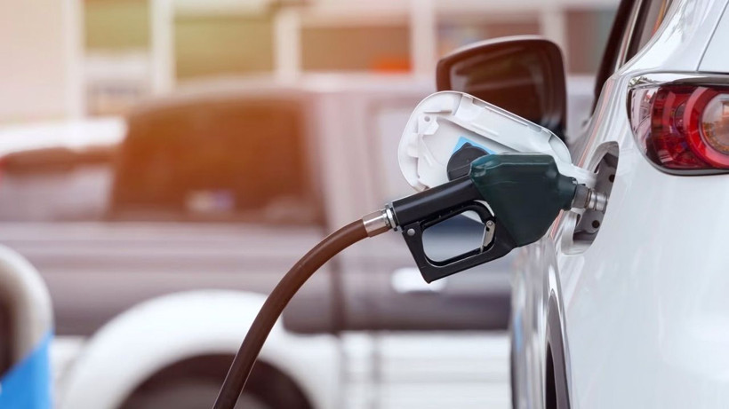 Benzine bu gece motorine cumartesi yüklü zam! Litre fiyatı bakın kaç lira olacak - Resim: 2