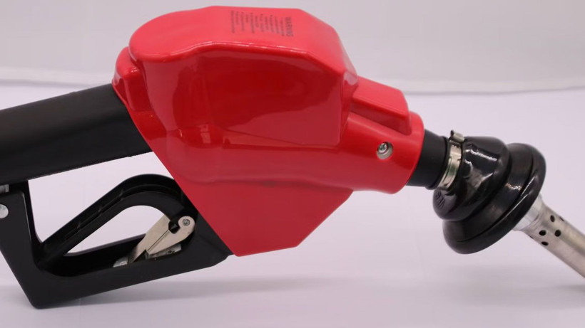 Benzinin litresi kaç lira oldu? Bir günlük zam sonrası benzine bu gece indirim var - Resim: 4