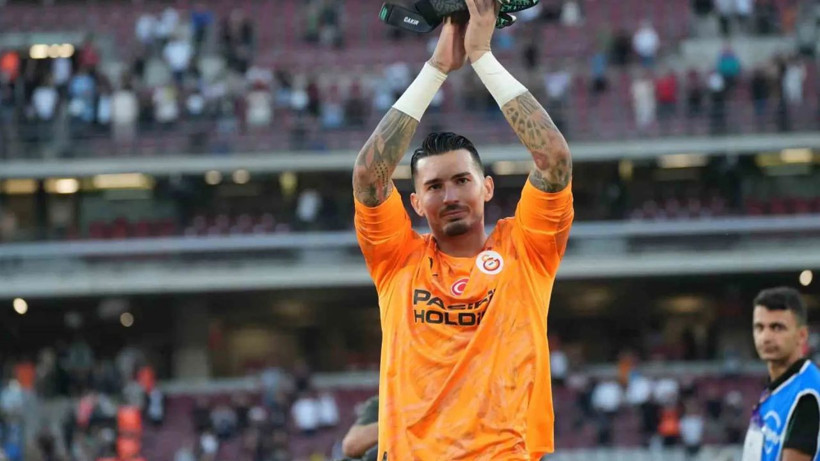 Galatasaraylı oyuncuların arabaları ortaya çıktı - Resim: 2