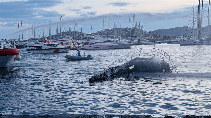 Bodrum'da cayır cayır yanmışlardı! O yatların sahipleri belli oldu: Aziz Yıldırım detayı... - Resim: 2