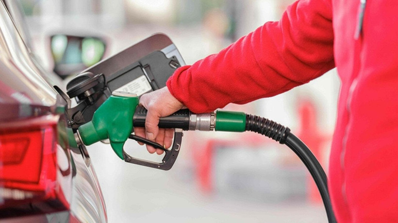 Akaryakıta çifte zam! Gece yarısı tabelalar değişti - Resim: 1