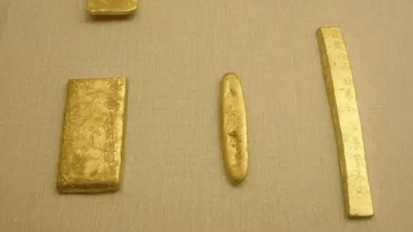 U&ccedil;urumun kenarında 70 kiloya yakın altın buldu: Herkes şoke oldu - Resim: 4