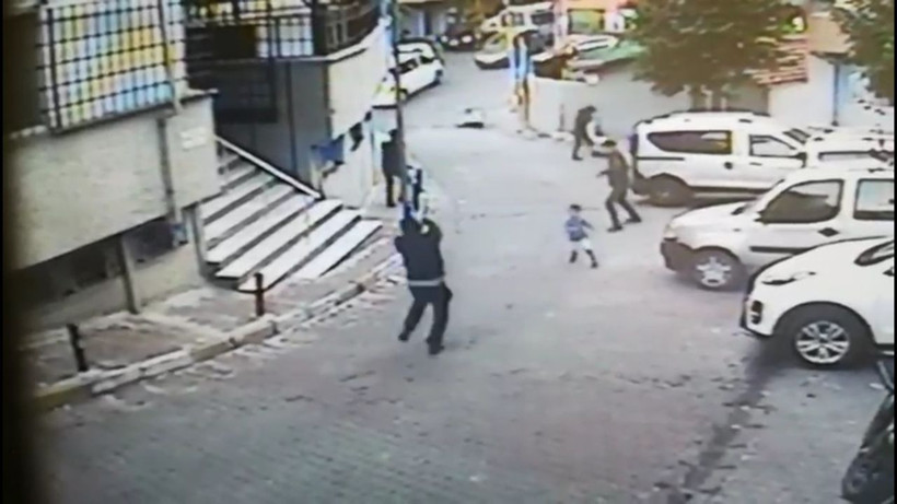 Şişli'de silahlı iki grup çatıştı! Görüntüler dizi setlerini aratmadı - Resim: 6