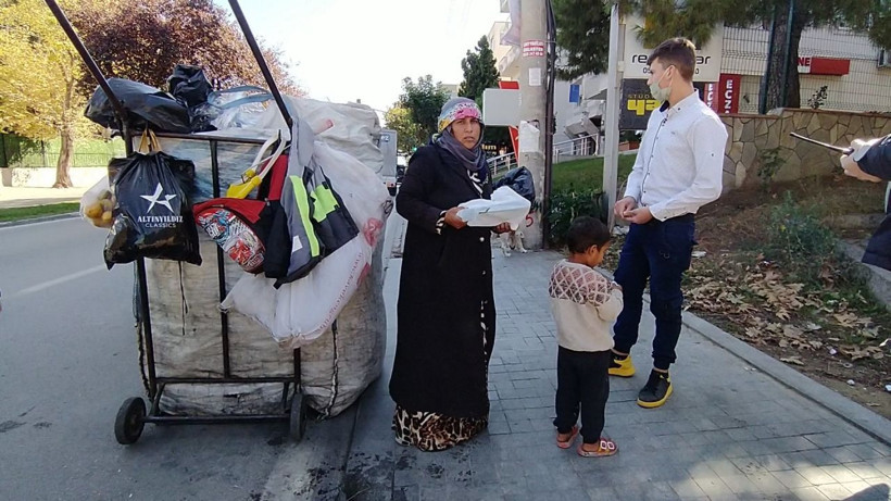 Bursa'da çöpte yüklü miktarda altın buldu polise haber verdi gerçek başka çıktı - Resim: 1