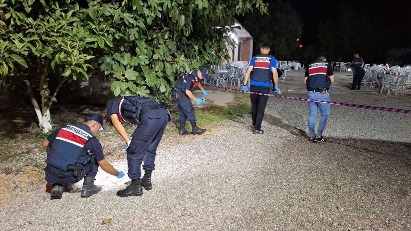 Samsun'da kına gecesinde dehşet! Kanlar içinde yere yığıldı - Resim: 1