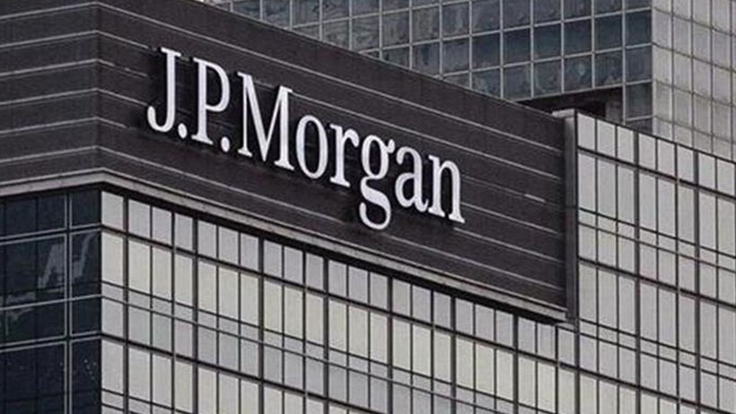 JPMorgan yöneticisi Lorna Hajdini'ye skandal suçlama! Erkek çalışanları seks kölesi yaptı - Resim: 1