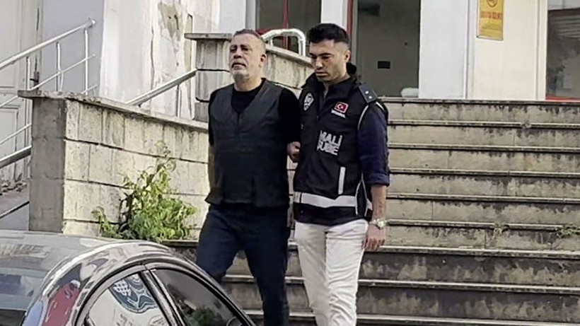 Polisi şaşkına çeviren kasa! Haluk Levent’in “altın dolu” kasasından ne çıktı? - Resim: 2