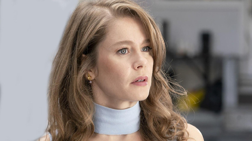 Burcu Biricik İstanbul’u apar topar terk etti! Yaptığı yeni işe bakın - Resim: 4