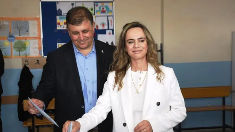 Cemil Tugay kimdir, aslen nereli? Eşi Öznur Tugay yaşı kaç, çocukları ve kariyeri - Resim: 5