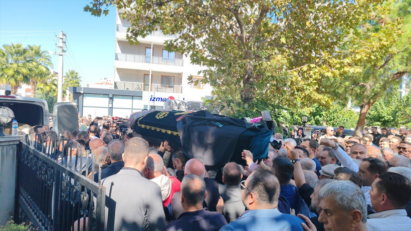 İzmir'i sarsan olay! Avukat Özge Penbegül'e cübbeli veda: Cenazede gözyaşları sel oldu - Resim: 6