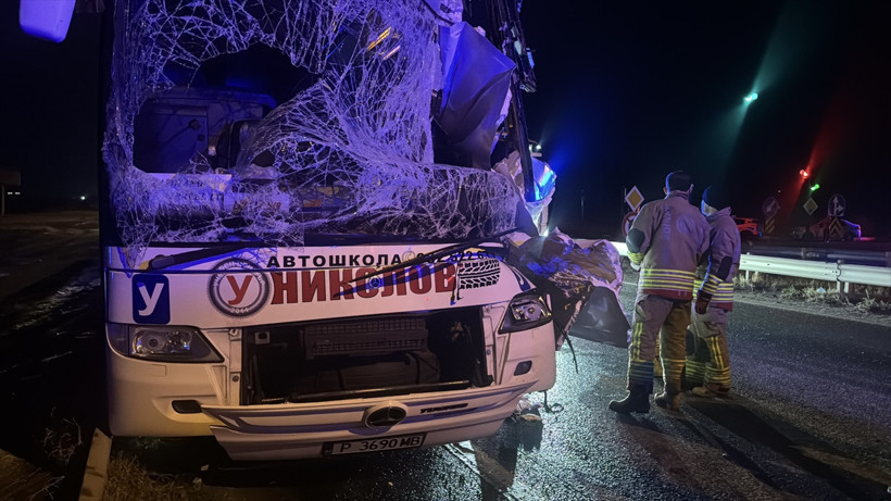 Edirne'de tır ile otobüs çarpıştı! - Resim: 2