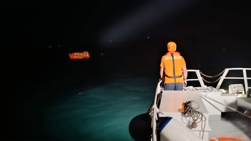 Marmara'da 2 gemi &ccedil;arpıştı son dakika haberi gemi battı m&uuml;rettebat kayıp - Resim: 0