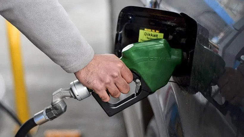 &Ouml;TV indirimi sona eriyor! Motorin sonrası benzine t&uuml;m zamanların en b&uuml;y&uuml;k zammı geliyor - Resim: 0