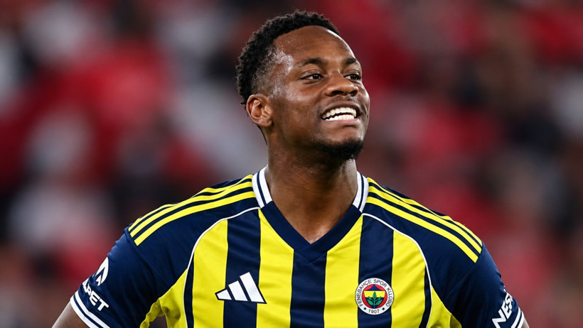 Fred'den bomba sözler! "Bilerek koşmuyordu, antrenmanlara çıkmıyordu" - Resim: 0