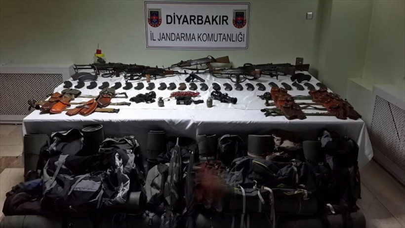 TSK o operasyonun görüntülerini paylaştı! 8 PKK'lı... - Resim: 1