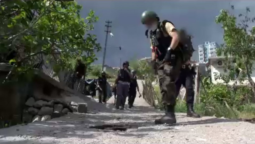 Şırnak'ta PKK'lılar şehre bakın nasıl sızmış! - Resim: 4